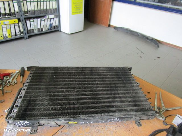 Radiador AC 1391393 BMW E34 1994 525TDS USADO - 2