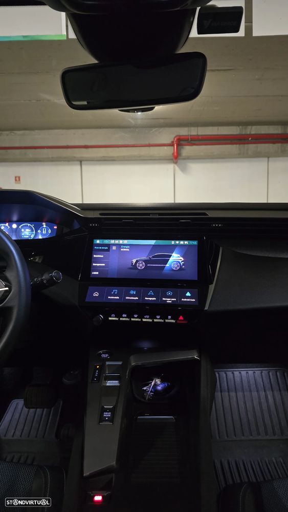 Peugeot 308 1.6 Hybrid Allure e-EAT8 - 13