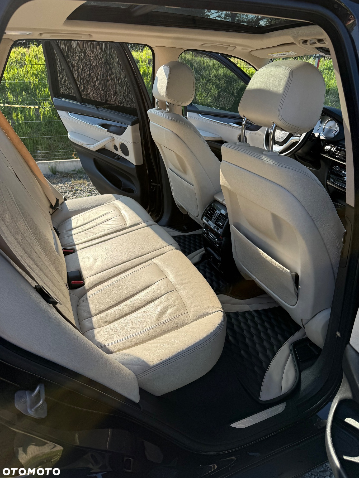 BMW X5 xDrive35i Sport-Aut - 32