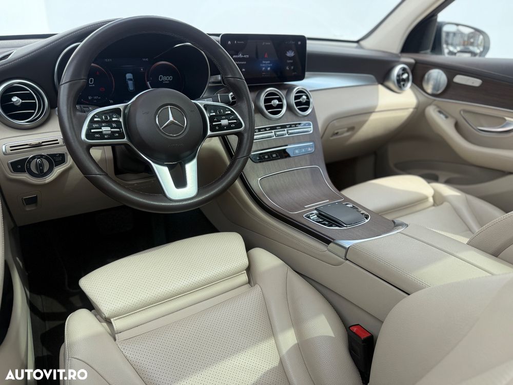 Mercedes-Benz GLC 220 d 4MATIC 9G-TRONIC AMG Line - 4