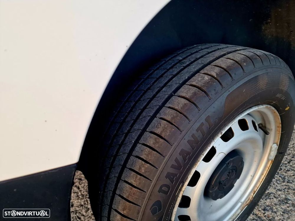 Peugeot Partner 1.5 BlueHdi 100cv (IVA DEDUTÍVEL) - 25