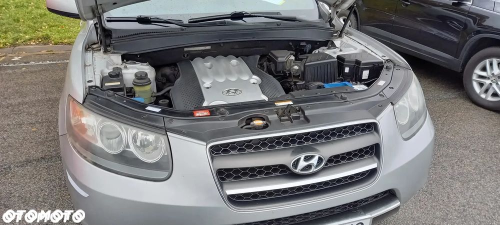 Hyundai Santa Fe 2.7 V6 2WD GLS - 17
