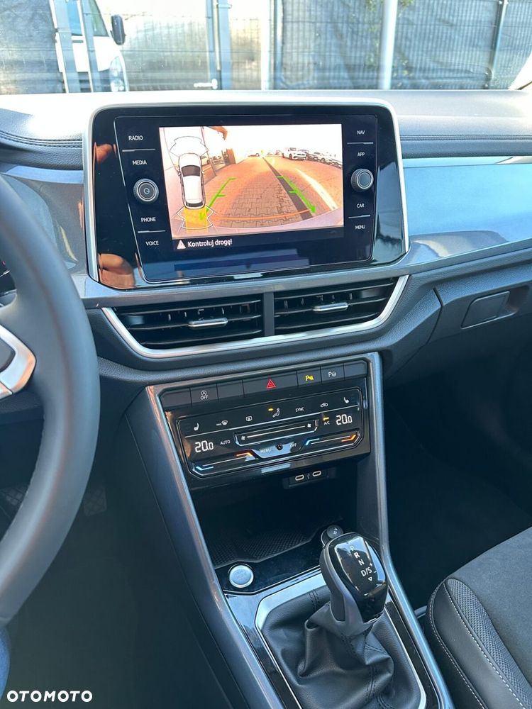 Volkswagen T-Roc - 23