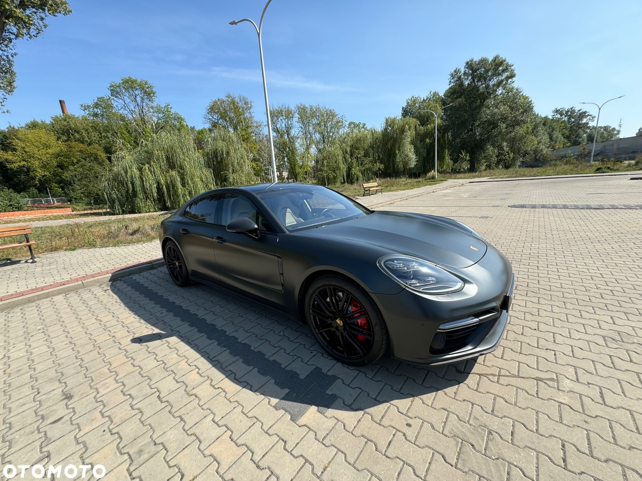 Porsche Panamera Turbo - 36