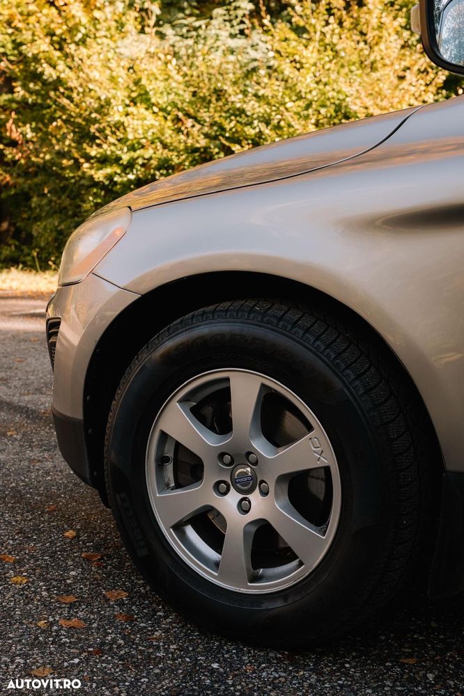 Volvo XC 60 2.4D AWD Momentum - 4