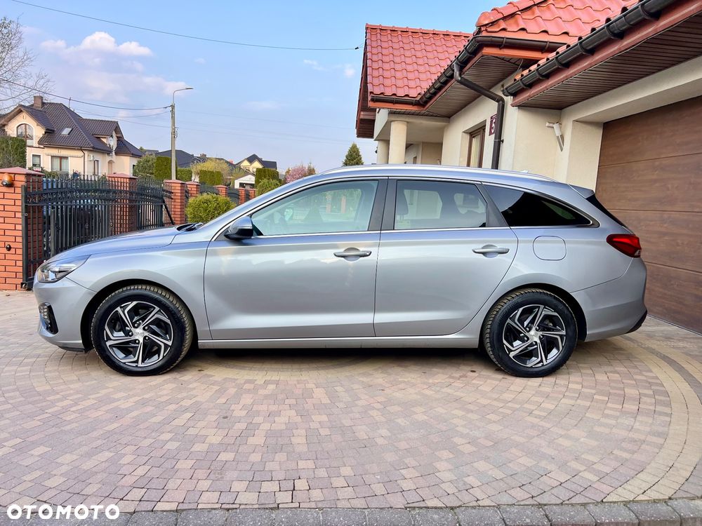 Hyundai i30 1.6 D Comfort - 29