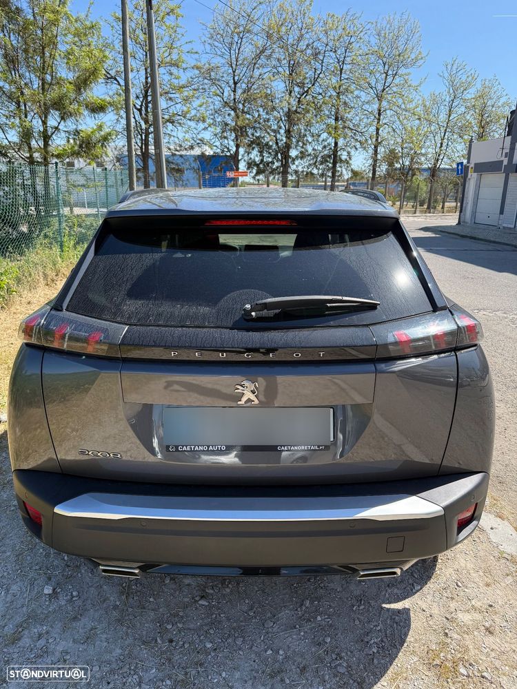 Peugeot 2008 PureTech 130 EAT8 Allure - 4