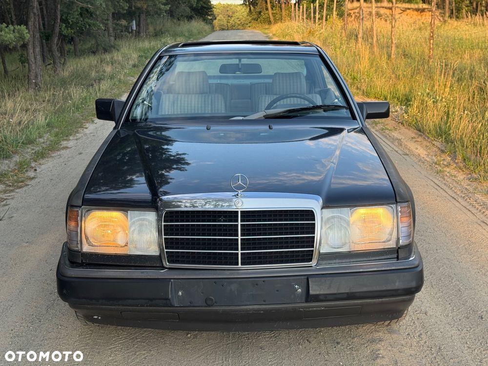 Mercedes-Benz W124 (1984-1993) - 2