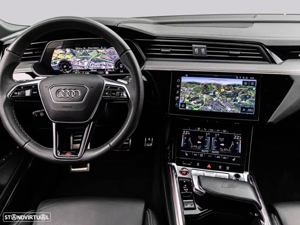 Audi SQ8 - 12
