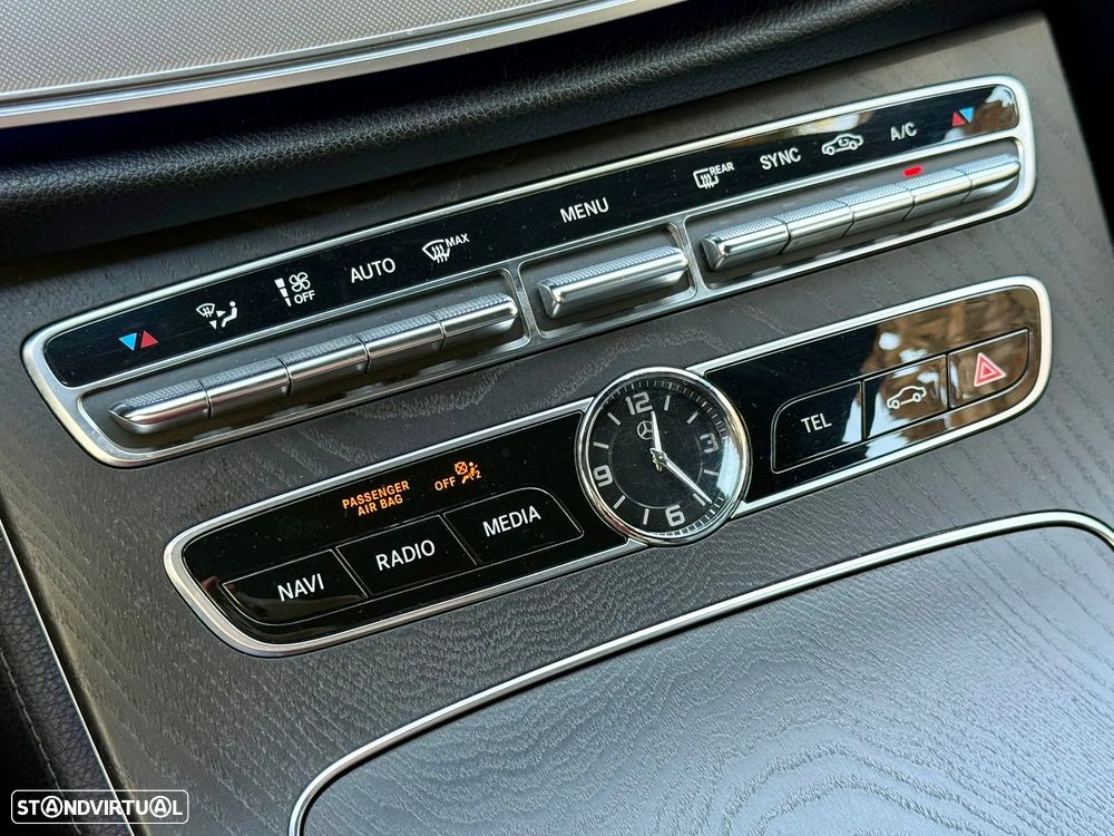 Mercedes-Benz E 220 d AMG Line - 28