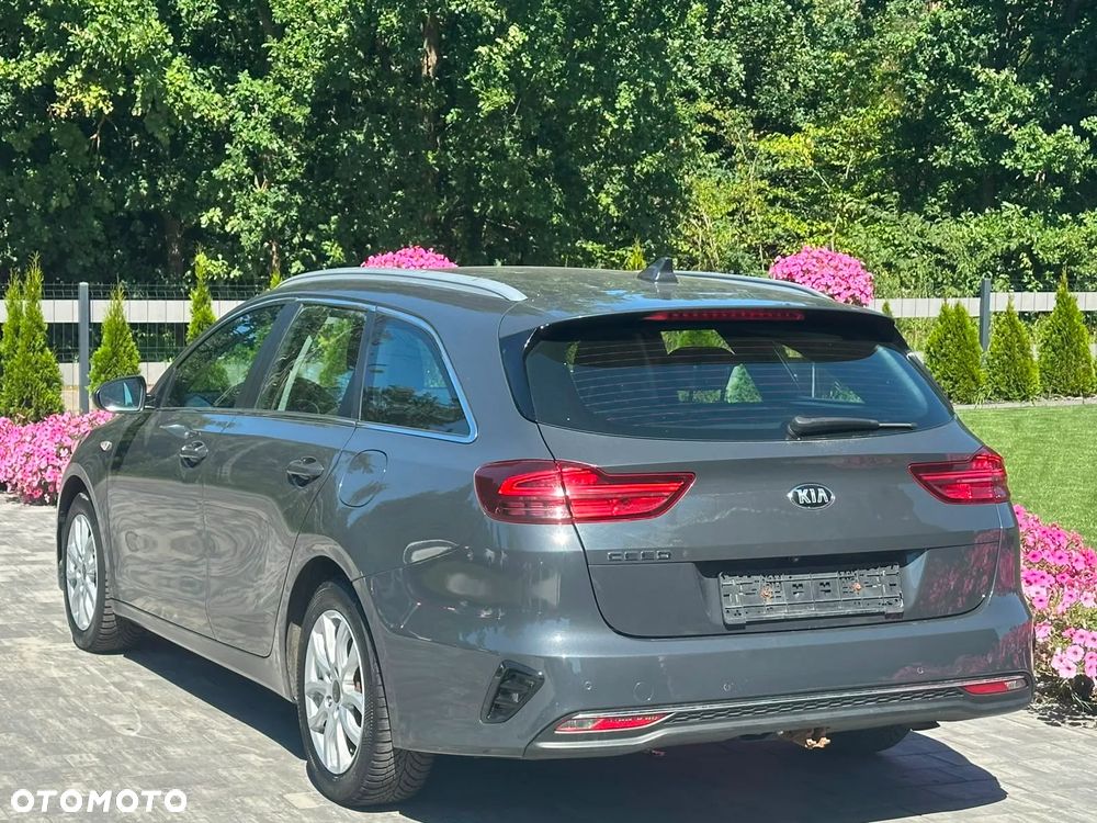 Kia Ceed - 7