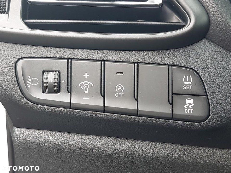 Hyundai i30 - 17