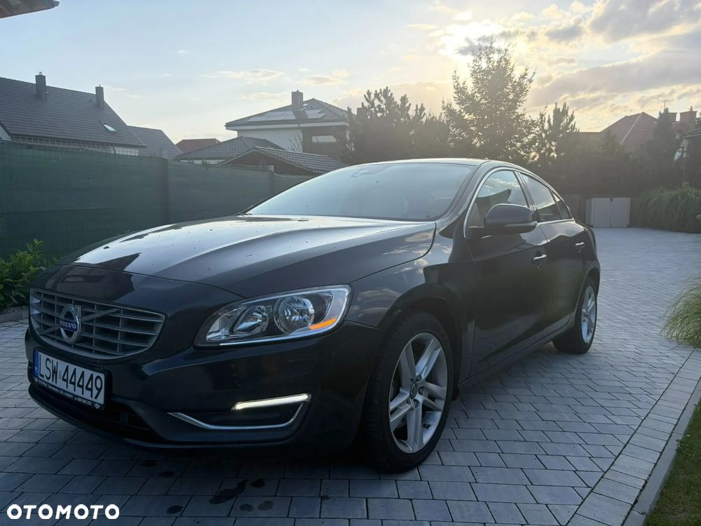 Volvo S60 - 1