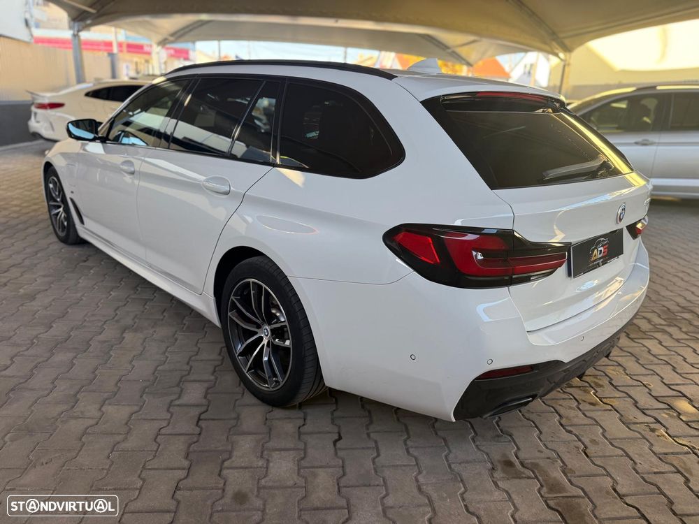 BMW 530 e Pack Desportivo M - 9