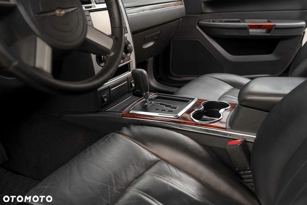 Chrysler 300C 3.0 V6 CRD - 21