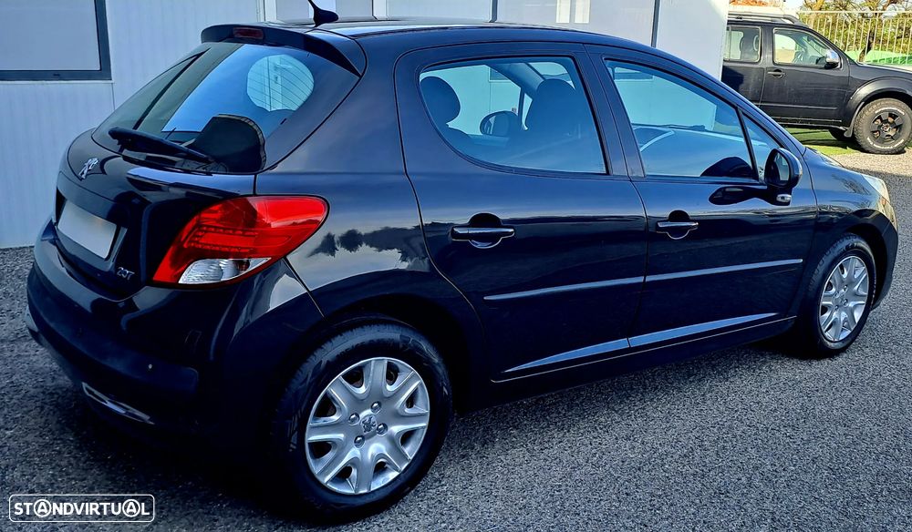 Peugeot 207 1.4 16V Active - 34