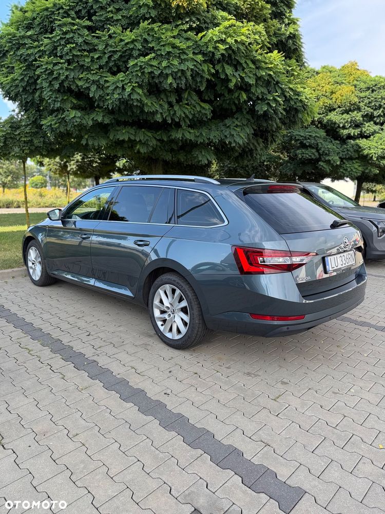 Skoda Superb 2.0 TDI Ambition - 3