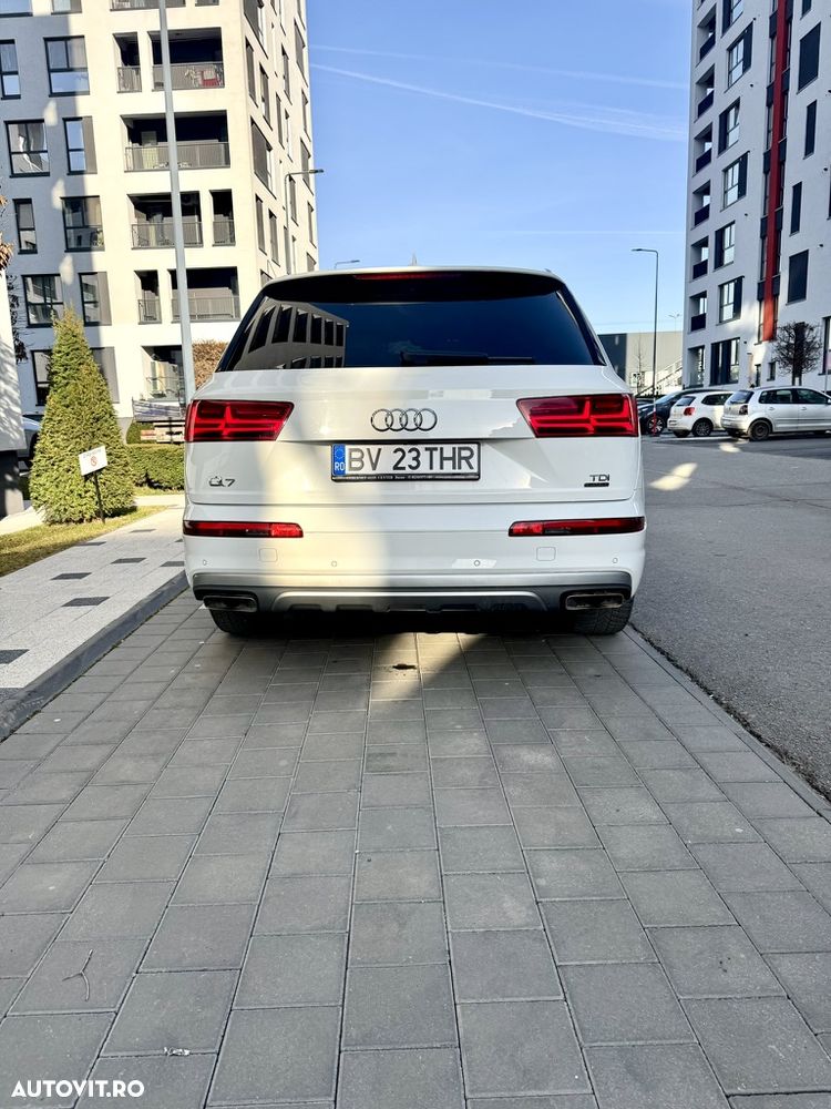 Audi Q7 - 3