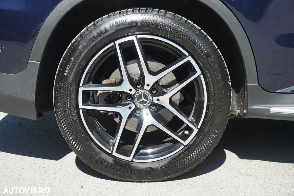 Mercedes-Benz GLC Coupe 250 4Matic 9G-TRONIC AMG Line - 29