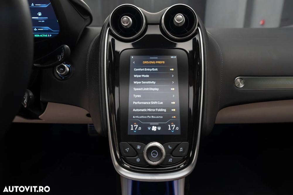 McLaren GT Standard - 22