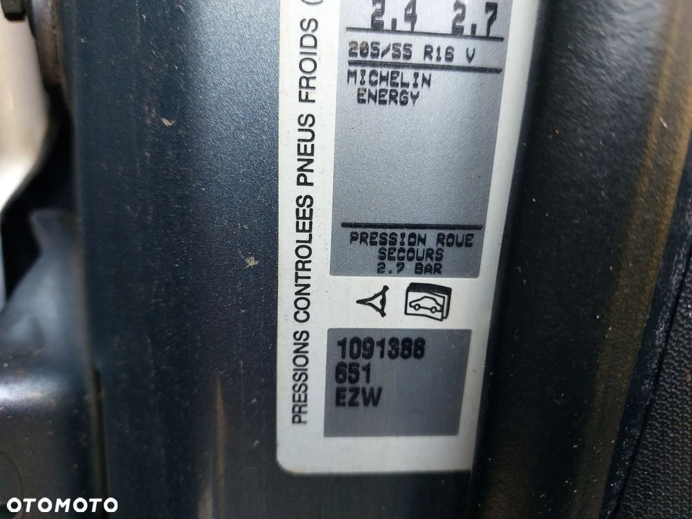 Zderzak  CITROEN C4 COUPE 1,4B 06R. maska,drzwi,klapa,lampy.... - 8