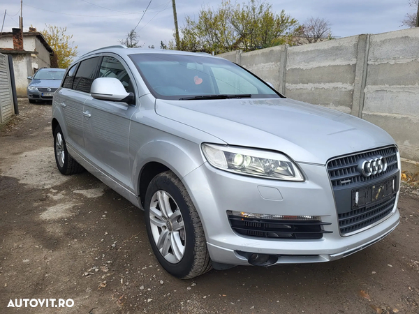 Dezmembram/Piese Audi Q7