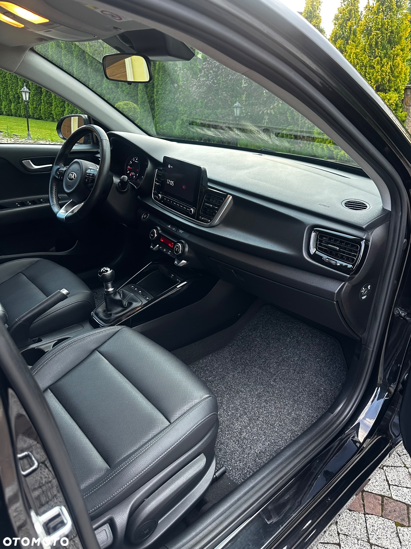 Kia Rio 1.2 L Business Line - 23