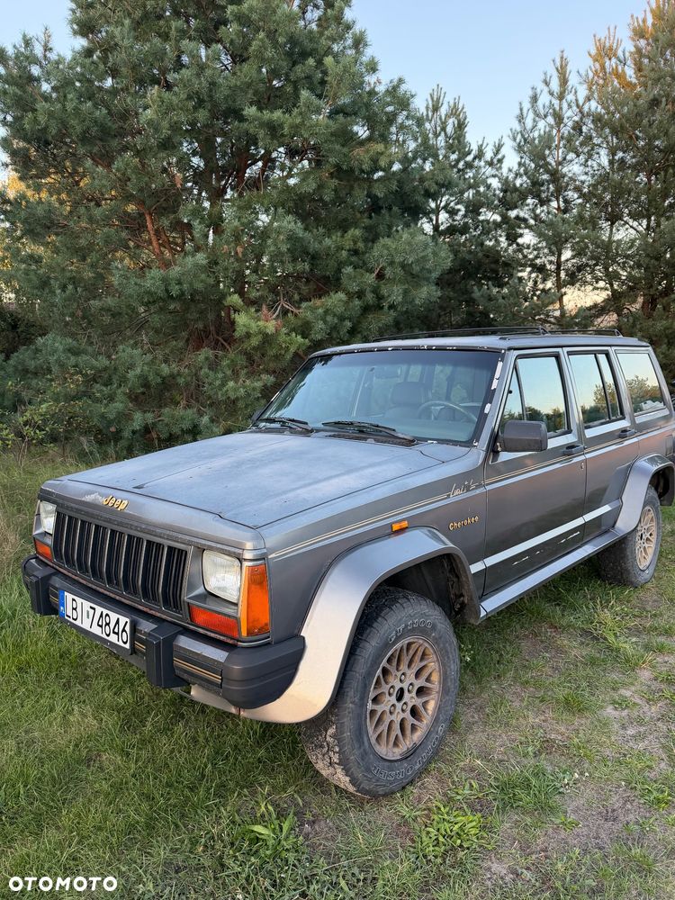 Jeep Cherokee 4.0 Limited - 1