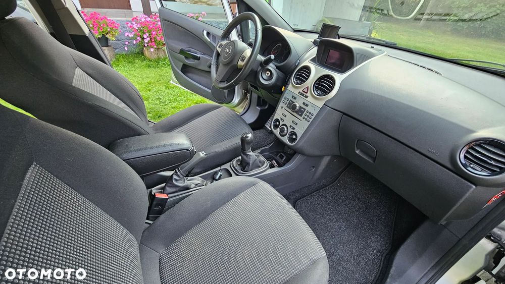 Opel Corsa - 7