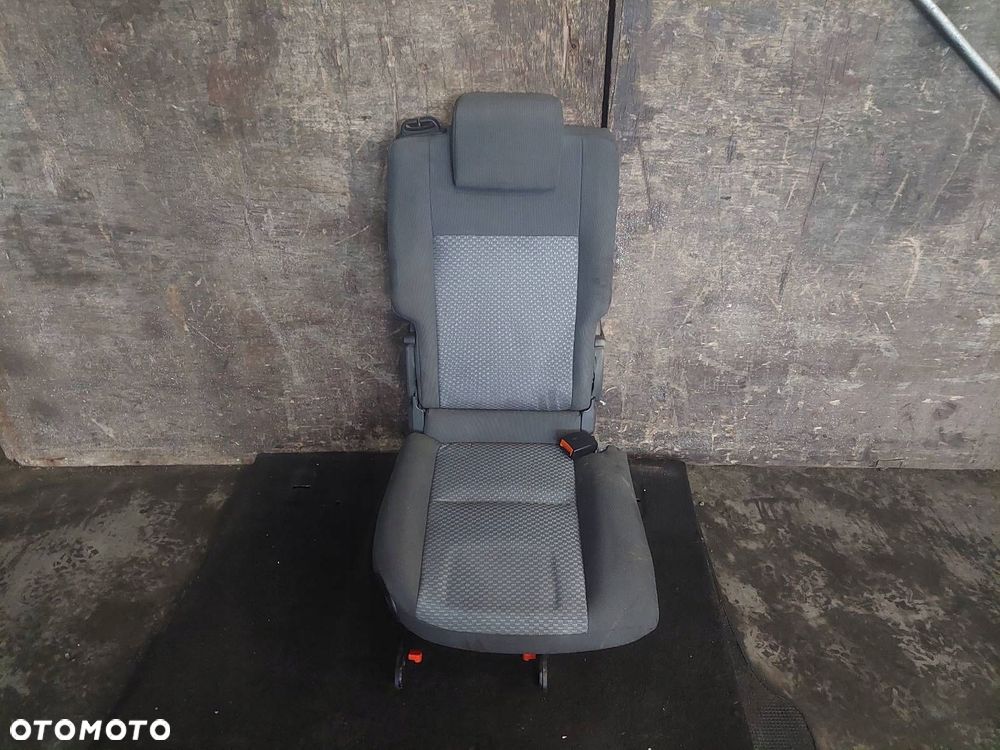FOTEL PRAWY TYŁ FORD C-MAX I MK1 - 1