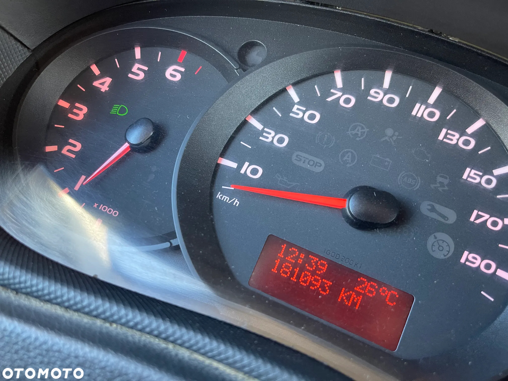 Renault Master Grudzień 2018 ROK*Niski przebieg 181.000 KM*Bardzo ładny*Klima,Kamera,Hak - 22