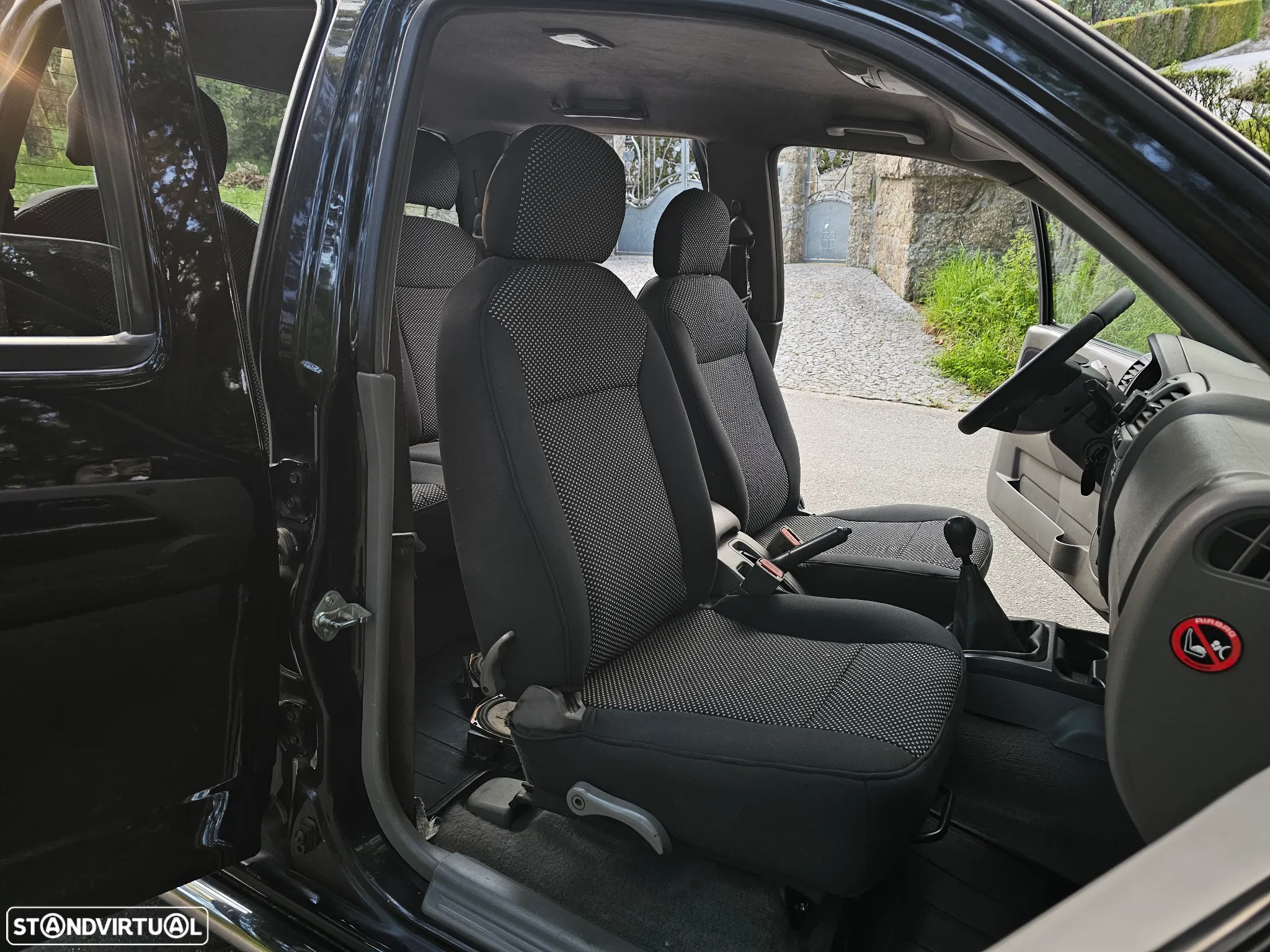 Isuzu D-Max 2.5 DTi CD 4WD LS - 11