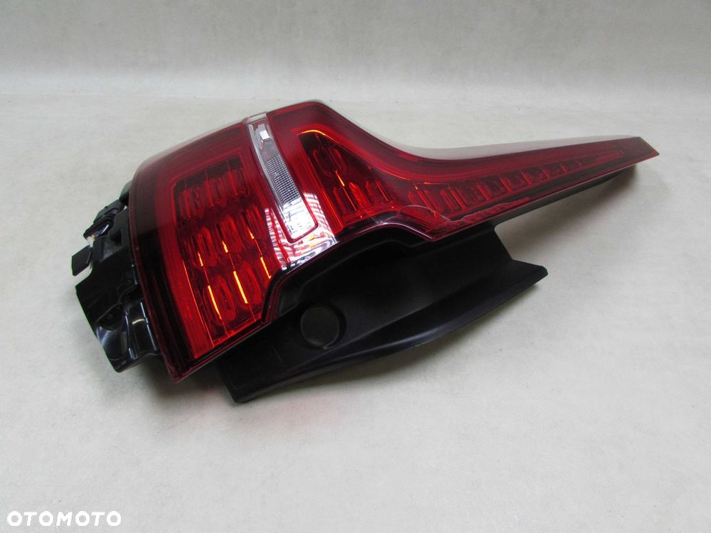 VOLVO V60 II 18- LAMPA TYL LEWA LED 32291358 EUROPA - 6