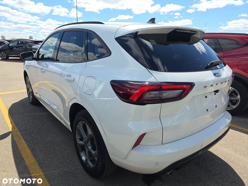 Ford Kuga 2.5 FHEV AWD ST-Line - 5