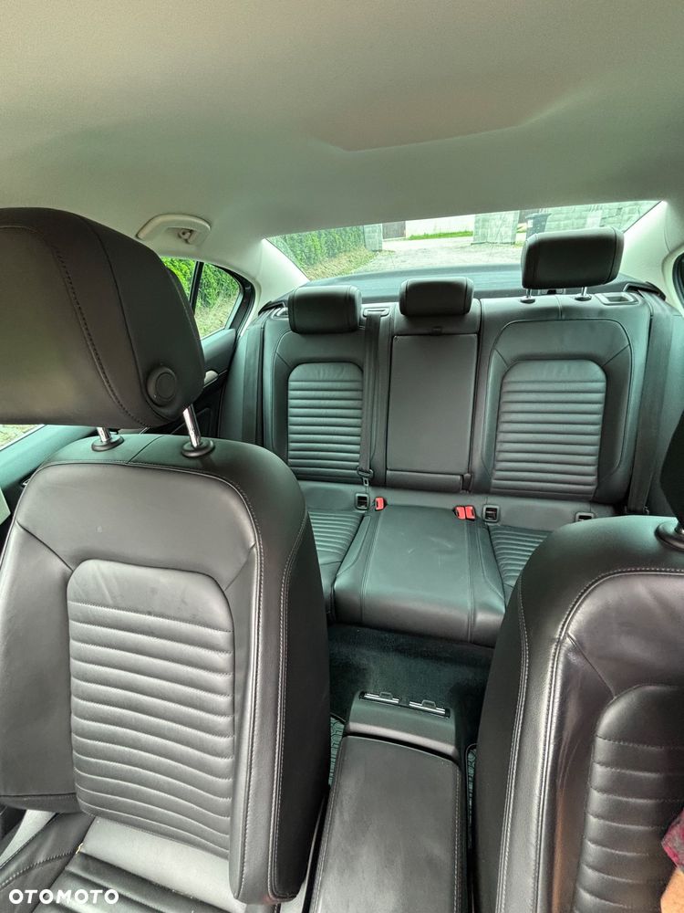 Volkswagen Passat 1.4 TSI BMT ACT Highline - 8