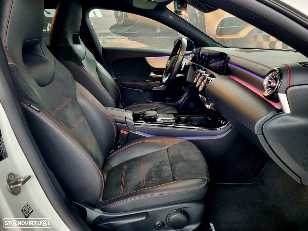 Mercedes-Benz CLA 180 d Shooting Brake 7G-DCT AMG Line - 11