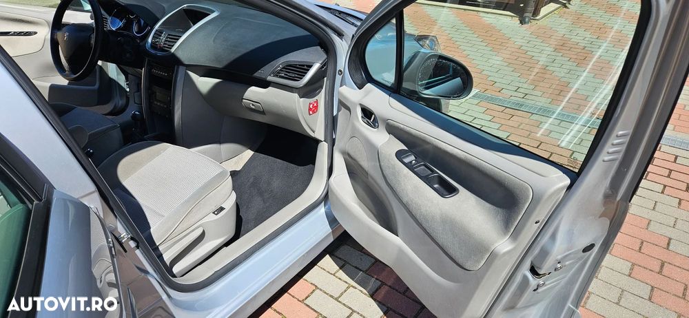 Peugeot 207 1.6E Sport Pack - 9