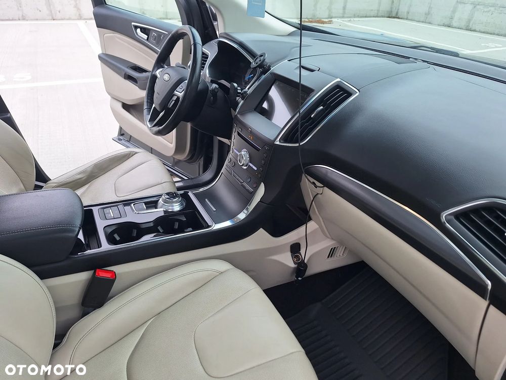 Ford Edge - 24