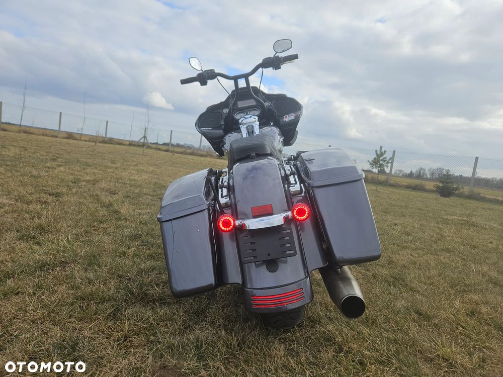 Harley-Davidson Touring Road Glide - 6