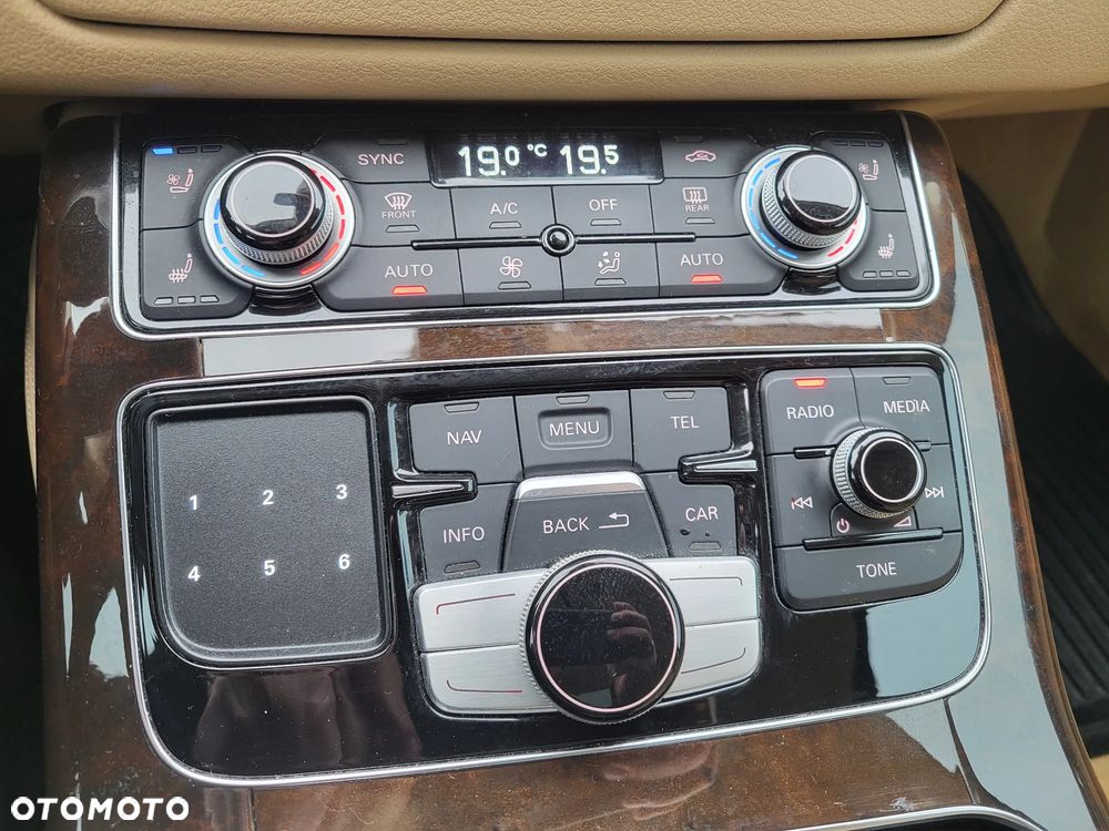 Audi A8 3.0 TFSI Quattro tiptronic - 29