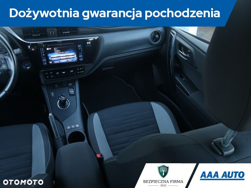 Toyota Auris - 9