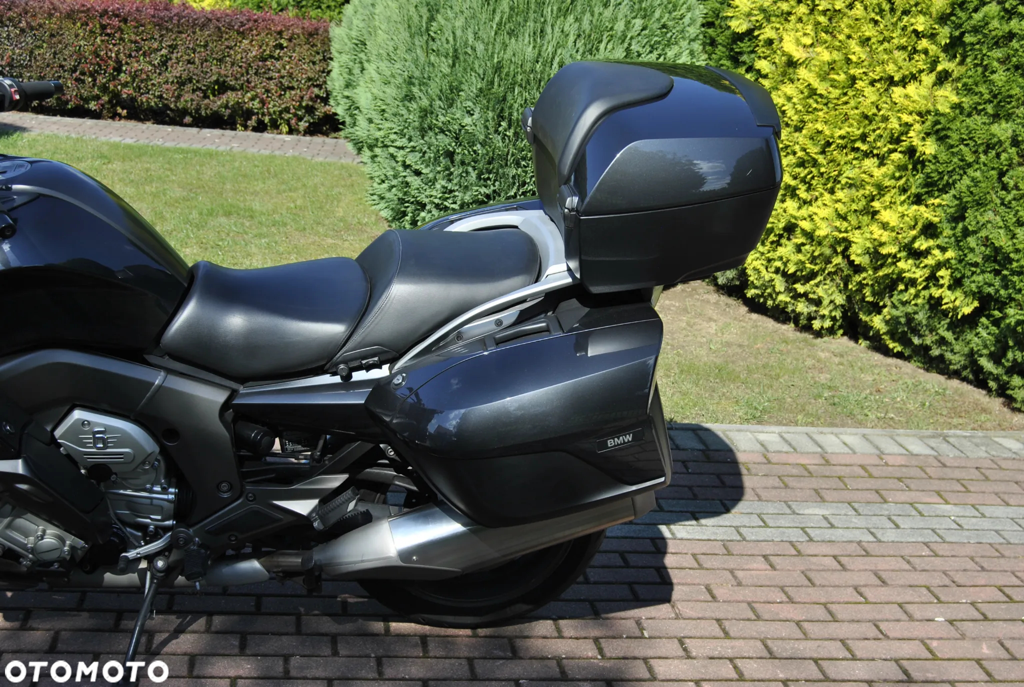 BMW K - 9