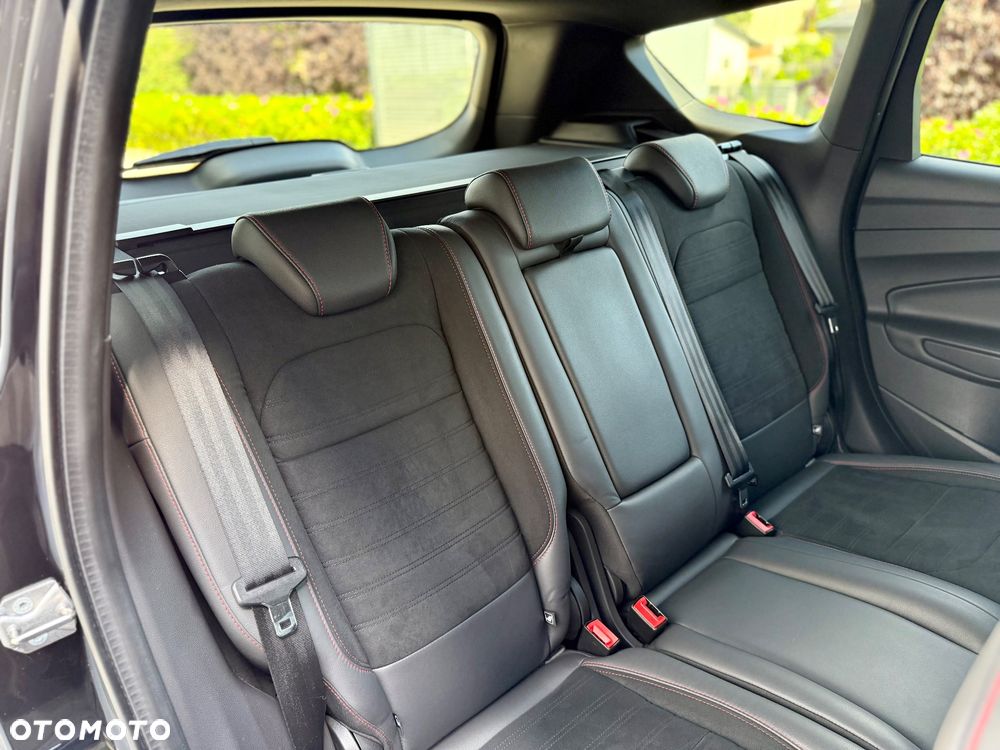 Ford Kuga 1.5 EcoBoost 2x4 ST-Line - 20