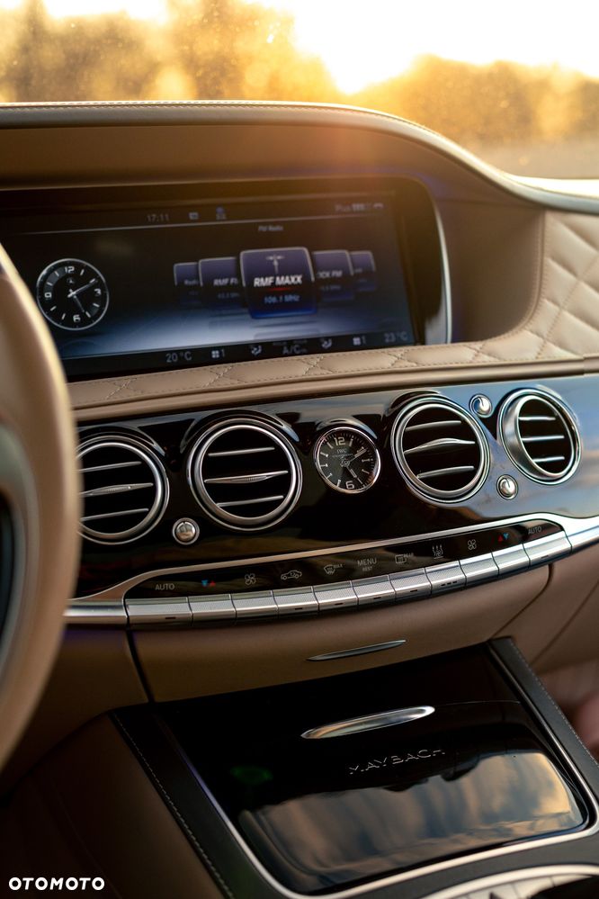 Mercedes-Benz Klasa S 500 4-Matic L 9G-TRONIC - 28