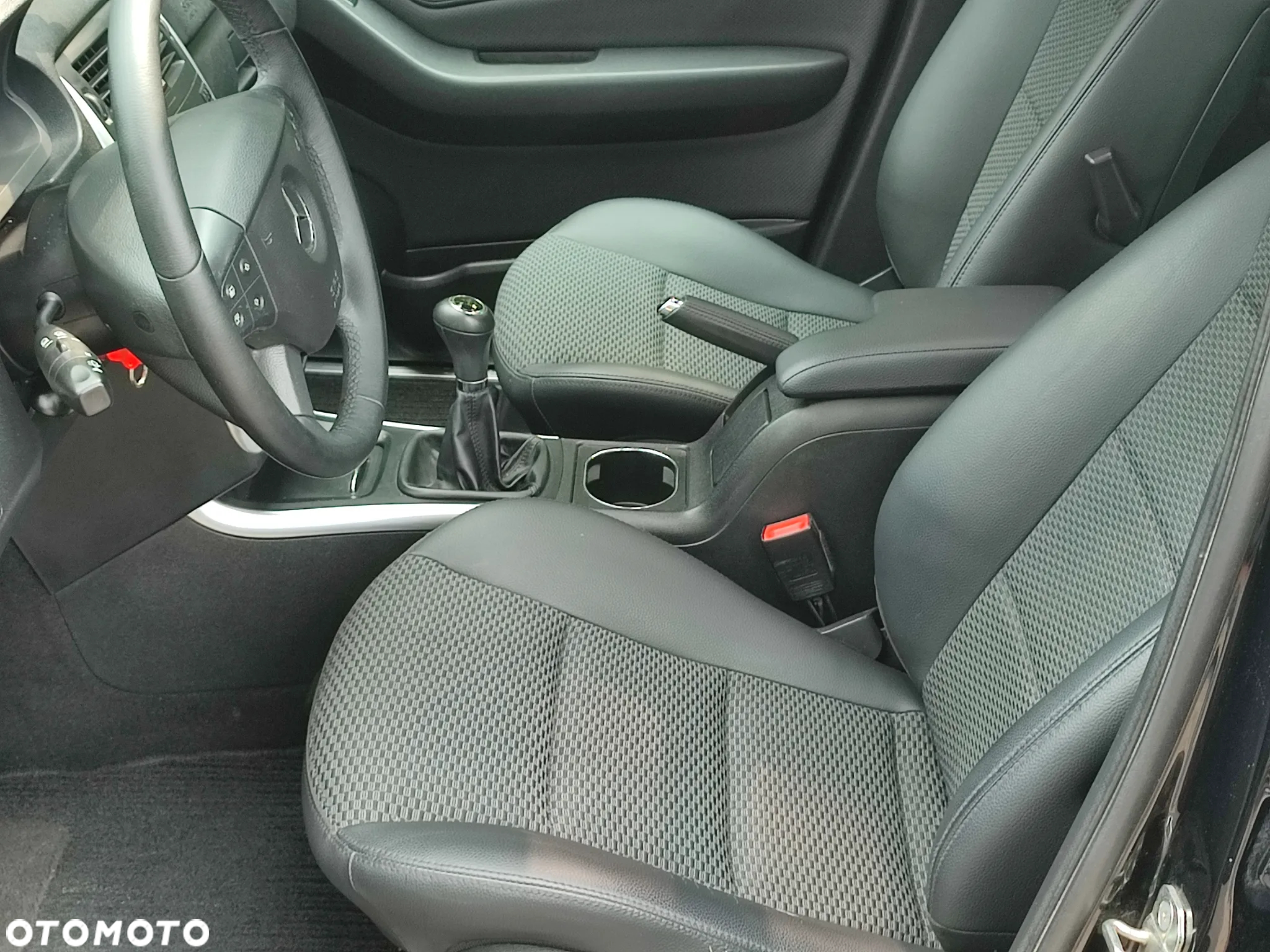 Mercedes-Benz Klasa B 150 BlueEffICIENCY - 17