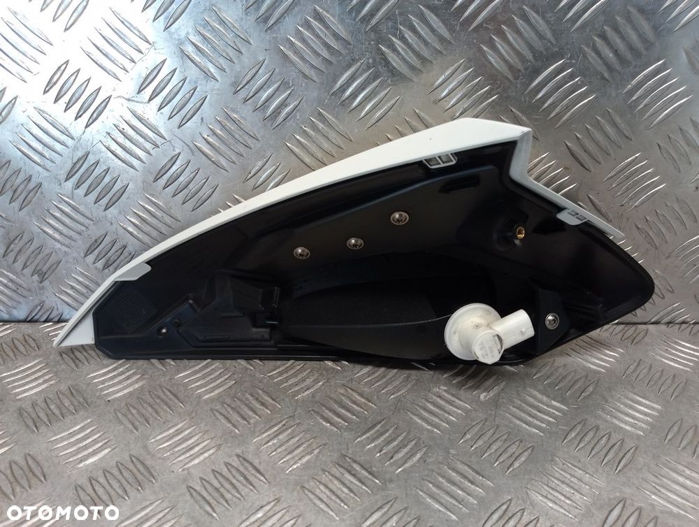 Kierunkowskaz przedni prawy BMW R 1200RT K26 10-14r   PN. 63137706408 - 2