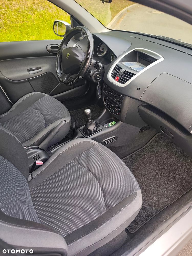 Peugeot 206 plus 1.4 HDI Presence - 11