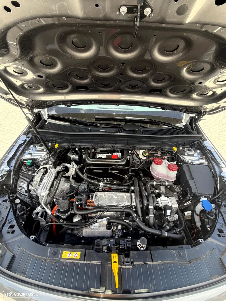 Mercedes-Benz EQB 250+ AMG Line - 16