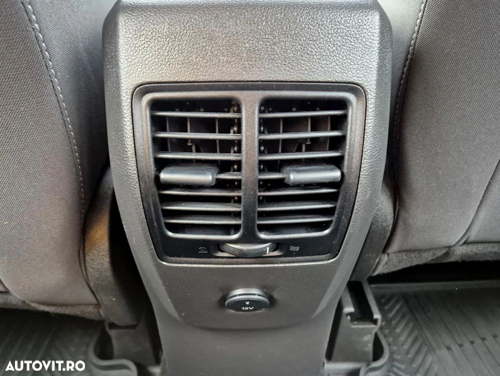 Ford Kuga 2.0 TDCi 4WD Powershift Trend - 30