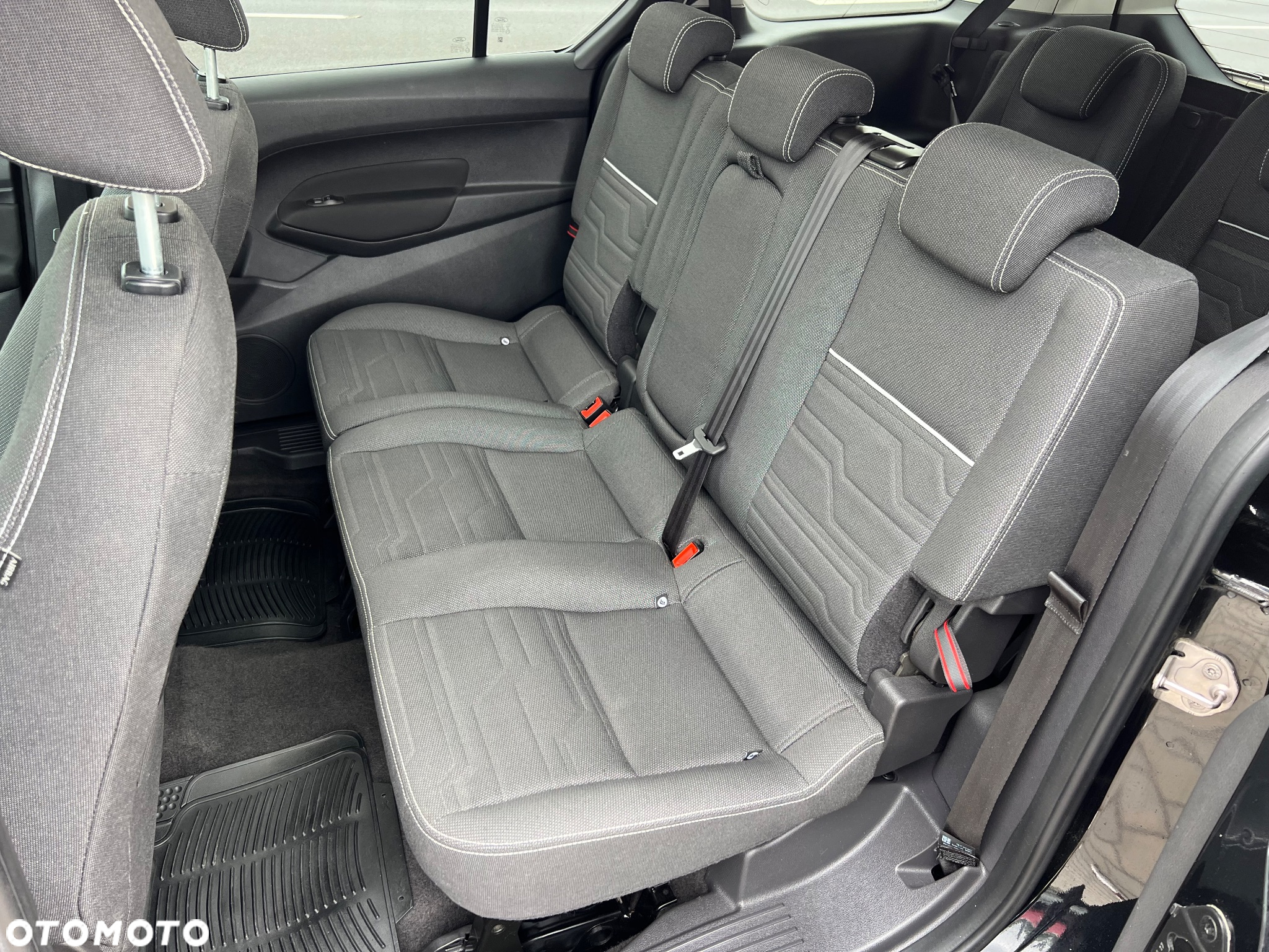 Ford Tourneo Connect 1.5 EcoBlue Start-Stop Titanium - 25